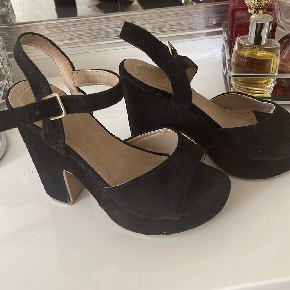 Black Heels shoes
